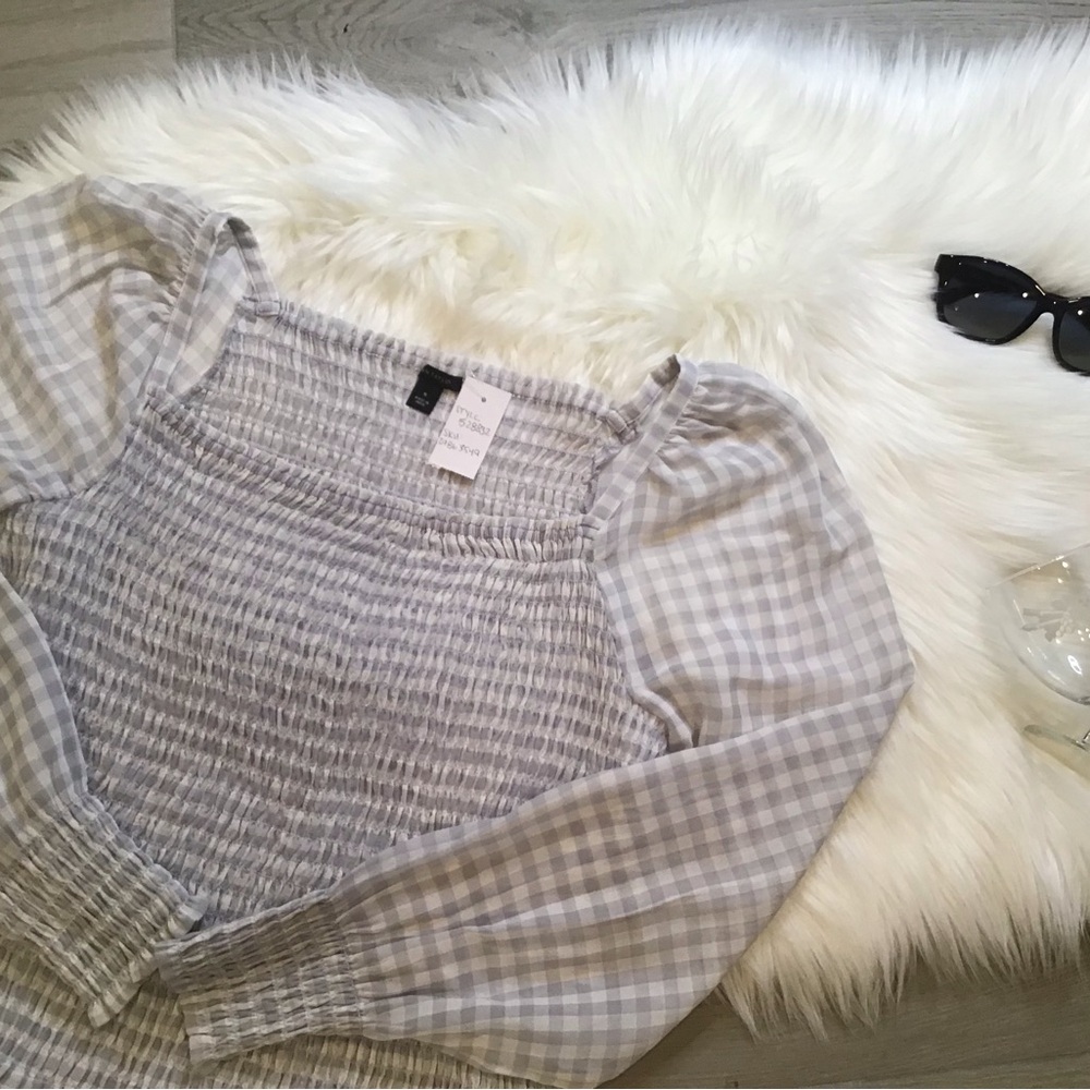 Ann Taylor Gray Long Sleeve Smocked Top